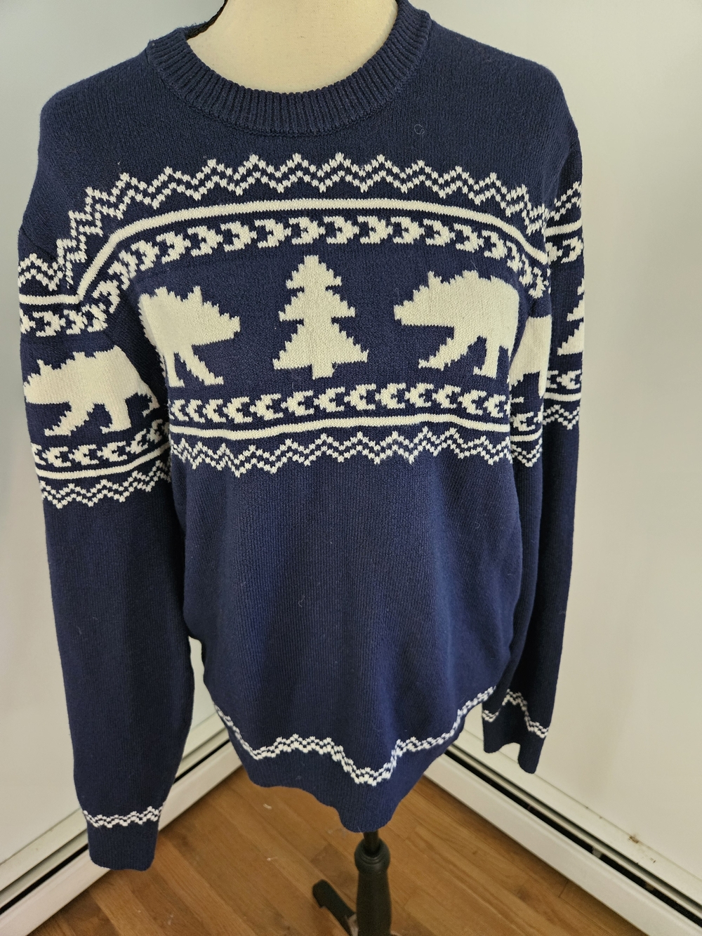 Lands End Men's Navy Crewneck Sweater with White Nordic Bear Motif